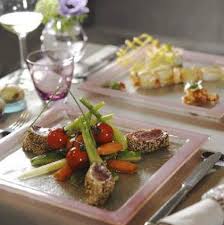 Pastel Dinnerware For L Envue Restaurant In Paris Fine Dining Recipes Food Presentation Plates Food Obsession