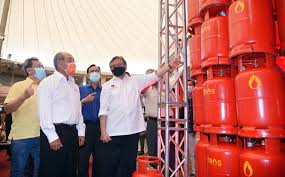 Mesin gas kwali range atau gas wok kwali adalah sebuah kompor yang memiliki tekanan api yang tinggi atau disebut high pressure. Sarawak Keluarkan Tong Gas Sendiri Sarawakvoice Com