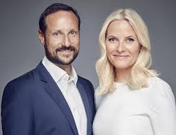 She is known for her work on dagsrevyen (1958), mer enn et bryllup (2003) and tv2. Norway S Crown Princess Mette Marit Reveals Rare Lung Disease Bbc News