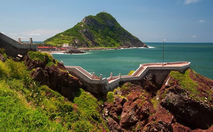 Resultado de imagen de el faro mazatlan"