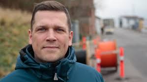 Skifter fiberkabler ud med skibstrosser: Kenneth skal være ny havnefoged