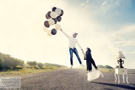 Contoh foto prewedding muslim unik outdoor 2015. Pin Di Konsep Tema Foto Prewedding Outdoor Jogja