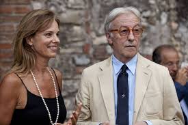 We would like to show you a description here but the site won't allow us. Feltri E Adriana Franceschetti Dago Fotogallery