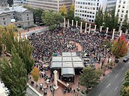 November 7, 2020 (koin) the celebrations that started in. A Brief History Of Pioneer Courthouse Square Portland S Living Room