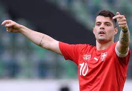 The switzerland midfielder has agreed personal terms with the italian club over a proposed summer transfer, football.london understands, but the two sides are yet to reach an agreement over a fee. Granit Xhaka Und Arsenal Irritationen Wegen Schlechtem Timing