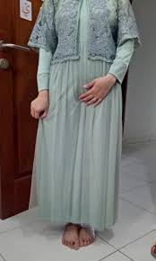 Maybe you would like to learn more about one of these? Gamis Brokat Hijau Mint Fesyen Wanita Pakaian Wanita Gaun Rok Di Carousell
