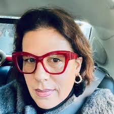 Bed & Biscuits Doggie Inn and Salon