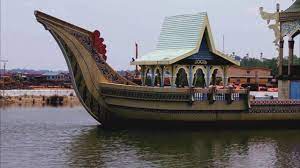 Sebagai salah satu negara yang kaya dunia, brunei darussalam memiliki tempat wisata menarik. Tempat Tempat Menarik Di Brunei Youtube