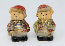 Add to cart quick view. Salt And Pepper Shakers Teddy Bears With Santa Hats Ceramic Antigo Trunk