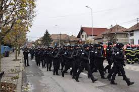 Ceremonia de la alba iulia. RepetiÅ£ii Pentru Parada De 1 Decembrie De La Alba Iulia 23 De Aeronave Vor Survola Orasul Unirii Galerie Foto Video