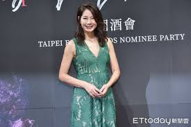 62,222 likes · 1,902 talking about this. ä¸å¯§å‰ªæŽ‰10å¹´é•·é«® è€³ä¸‹å…¨å‰ƒå…‰ è€å…¬åš‡å‚» åè¸å¸¥té€ åž‹æ›å…‰ Ettodayæ˜Ÿå…‰é›² Ettodayæ–°èžé›²