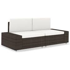 Il salotto palm beach, composto da due poltroncine, un divanetto a due posti ed un tavolino, è la soluzione ideale per i vostri momenti di relax nel giardino di casa e per conferire a qualsiasi ambiente esterno un tocco di stile in più. Divani Da Giardino