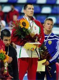 Lőrincz viktor elvesztette a kötöttfogású birkózók 87 kilogrammos súlycsoportjának szerdai döntőjét a tokiói olimpián, így bátyja, tamás keddi aranyérme után ő ezüstöt nyert. Viktor Lorincz Wikipedia