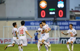 Owned by đoàn nguyên đức, a prominent vietnamese businessman, they play in the top division in vietnamese soccer. Argcwbdph36rbm