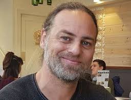 L-użu tal-kannabis m'għandux jibqa' jiġi kkunsidrat bħala reat, jew  falliment morali”