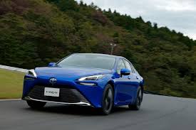 The toyota mirai sees a complete overhaul for the 2021 model year as it enters its second generation. Toyota Mirai Im Test Wasserstoff Fur Den Weltmarkt Der Spiegel