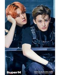 Super M Baekhyun Mark Selebritas Superman Gambar Orang