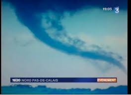 Book now, pay at the property with free cancellation on most rooms. Fr3 Nord Fausse Image De Tornade Par Gilles Klein Arret Sur Images