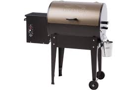 I used to have a traeger junior elite before this and the davy crockett is better in almost every way except two: 2018 Traeger Junior Elite 20 Pellet Grill For Sale In Lakeview Oh Lakeview Hardware Lakeview Oh 937 843 4220
