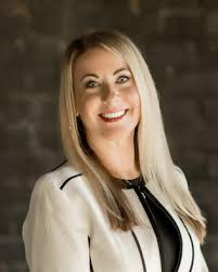 Amber Mason, CENTURY 21 Real Estate Agent in Burlington, IA