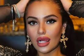 Ex-prison guard Linda de Sousa Abreu who had sex with inmate free months  after being jailed - The Mirror