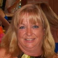 Are there 4 bedroom rentals available in Spanish Wells for April 2025?