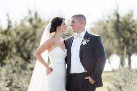 West Hartford Bridal Hair And Makeup Team Kissandmakeup Bridal Hair And Makeup Wedding Hair And Makeup Wedding Hairstyles