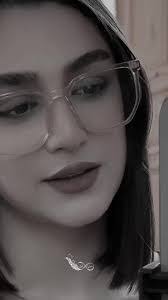 Laila Barekzai's Instagram, Twitter & Facebook