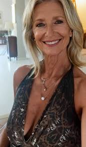 Over 30 Mature Women Dating