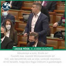 Születésnapját ünneplő szabadságharcosnak dunakeszi családi háza előtt. Aaa Gyerekek Jakab Polgar Sandor Nyilvanos Oldala