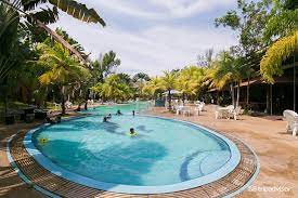 Situated in lumut, this beach hotel is 0.2 mi (0.4 km) from teluk batik beach and within 6 mi (10 km) of mangrove swamp park and rahmat. Teluk Batik Resort 15 6 6 Prices Hotel Reviews Lumut Perak Tripadvisor