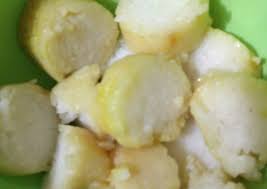 Bentuk bulat memanjang adonan, seperti membuat lontong. Resep Lontong Nasi Sisa Oleh Ratna San Cookpad