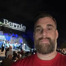 Ryan Armitage (@RyanDArmitage)