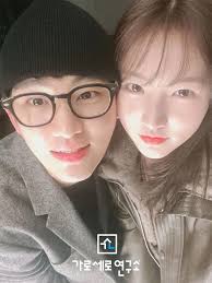 New Kim Soo Hyun and Kim Sae Ron's Picture Released: More Private Photos  Might Emerge