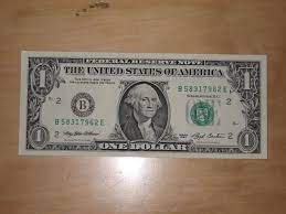Que Necesitas Una Vela Verde Flotante Un Billete De Un Dolar Procedimiento Encien Rituales Para La Suerte Rituales Con Velas Ritual