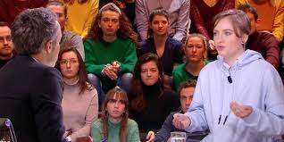 Depuis, elle reçoit des milliers de messages qui la menacent de mort. Mila Ce Qu Elle A Dit A Quotidien Lorsque Son Micro A Ete Coupe Le Point