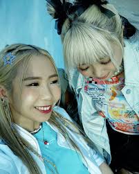 謝芊蕾🅒🅗🅘🅝🅛🅤🅘 🅣🅢🅔