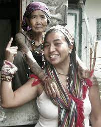 De spite of her beautiful face, whang od did not have a chance to create her own family, because of her vow to her late boyfriend when she was young. Apo Whang Od Startseite Facebook