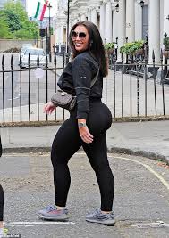 According to daily mail, this very public display of. Lauren Goodger Showcases Her Famously Peachy Derriere In Leggings As She Visits Friends In London Daily Mail Online