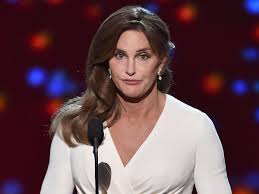 Caitlyn jenner, formerly known as william bruce jenner, is a 65 year old television personality and an american former track and field athlete who has ten children. Caitlyn Jenner Wir Haben Es Sehr Oft Getan Aber Stars