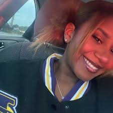 Alisha Charmant (@alisha.charmant) • Facebook