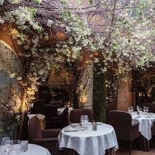 Harper S Bazaar Uk Homepage Fashion Beauty Art Culture Travel Romantic Restaurant Covent Garden Romantic Places