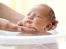 Entscheidend ist natürlich immer, wie gut ihre geburtsverletzung verheilt ist. Bonding Und Weitere Grunde Warum Babys Nicht Sofort Nach Der Geburt Gebadet Werden Hirslanden Blog