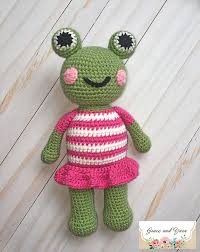 Jul 07, 2009 · stitch 'n frog retired too early due to medical disabilities, i crochet to stay sane, or sort of sane. Mia The Frog A Free Crochet Pattern Grace And Yarn