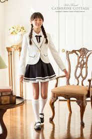 ボード 女の子スーツ 卒服 卒園 卒業式 入学式 のピン