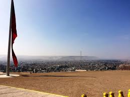 Volveremos al autobús y nos dirigiremos a lo alto del morro de arica, el mayor atractivo de la ciudad chilena. La Bandera Chilena Del Morro De Arica Izobrazhenie Morro De Arica Arika Tripadvisor