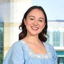 Mackenzie Maxwell's Instagram, Twitter & Facebook