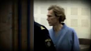 Nya detaljer som framkommer i svt:s dokumentärserie gryningspyromanen bekräftar den bilden. Historien Om Gryningspyromanen Youtube