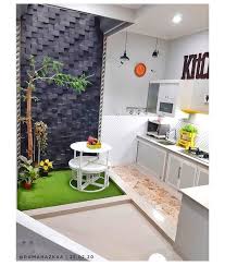 Dalil hadits dari riwayat imam baihaqi dan imam bukhari secara literal, tekstual menceritakan tidak ada toleransi dalam hukum memajang foto dalam islam. Inspirasi Desain Rumah Konsep Tembus Cahaya Dan Kolam Ikan Di Lantai 2 Homeshabby Com Design Home Plans Home Decorating And Interior Design