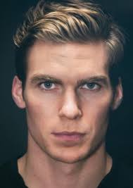 Fan Casting Pete Ploszek as Michael Jon Carter in Booster Gold and Blue  Beetle